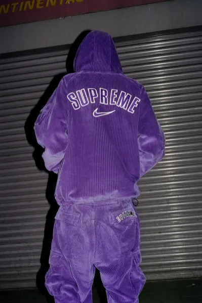 Supreme x Nike 2022春季聯名系列登場！美國Stock X自己買，不用再找